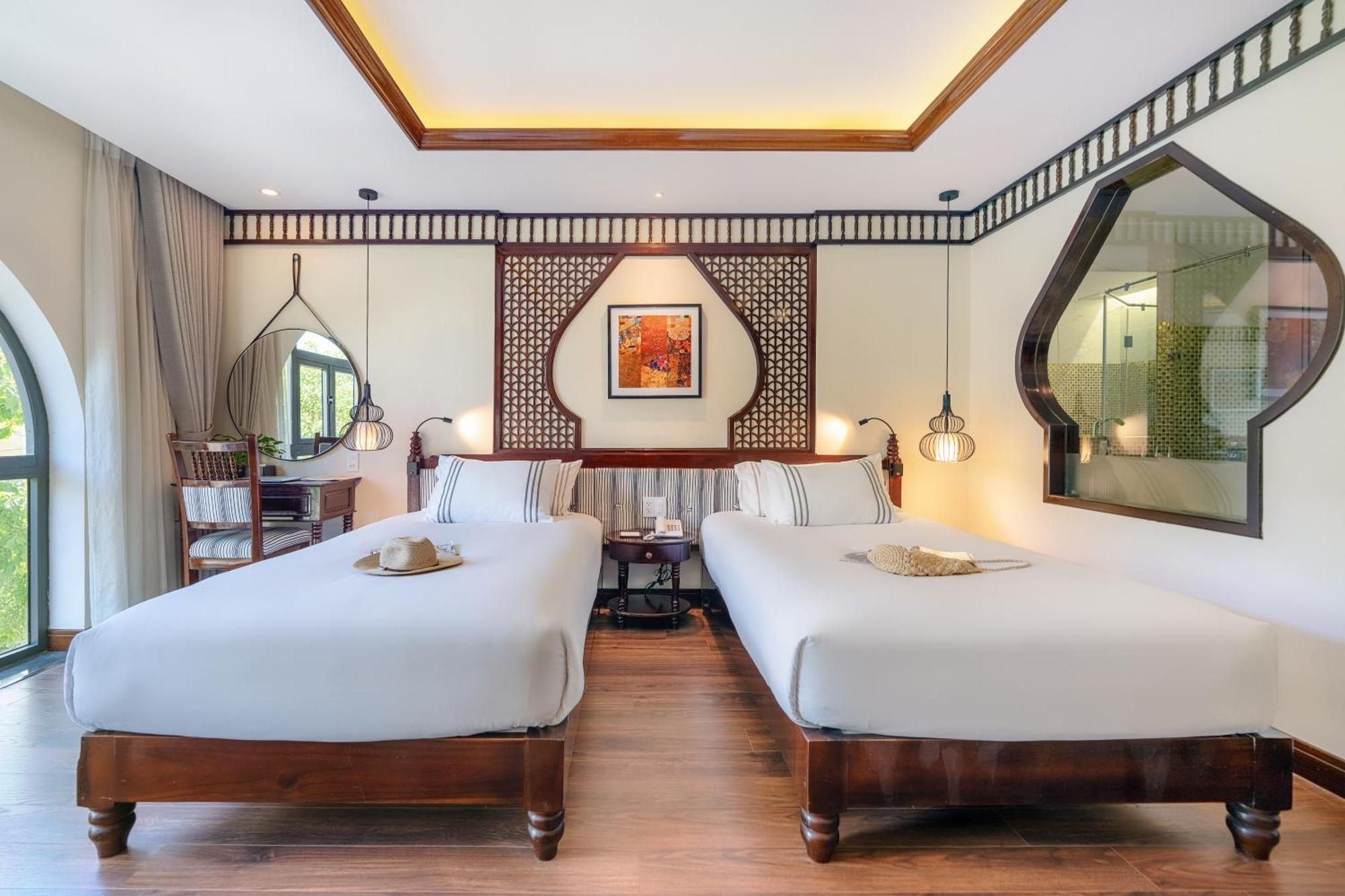 Qualia De Hotel Hoi An - Rooftop Bar City View Bagian luar foto